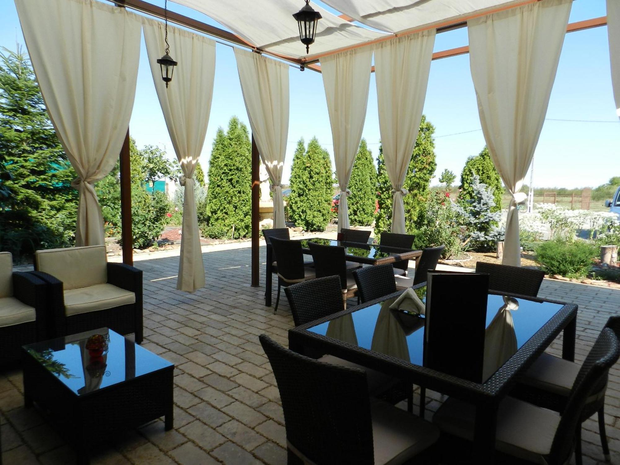 Anette Resort & Spa Covaci Экстерьер фото